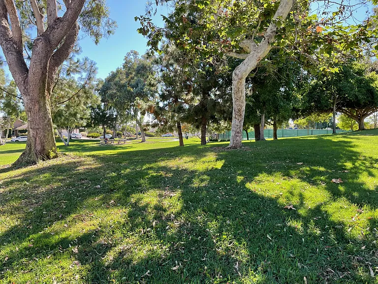 1820 Willowspring Dr — Photo 18