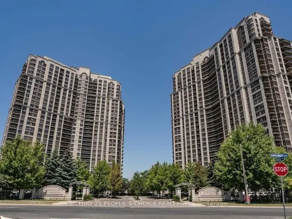 700 Humberwood Blvd, Toronto, ON