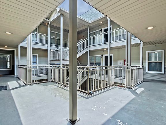2nd image of 1801 Lake Ave APT 105