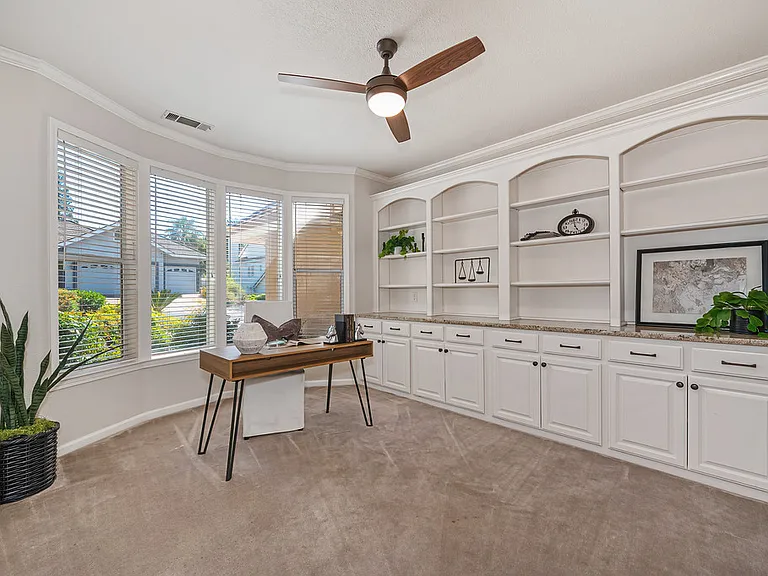 150 Tomlinson Dr — Photo 15