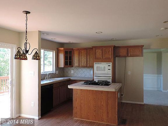 3rd image of 29631 Old Creek Ln