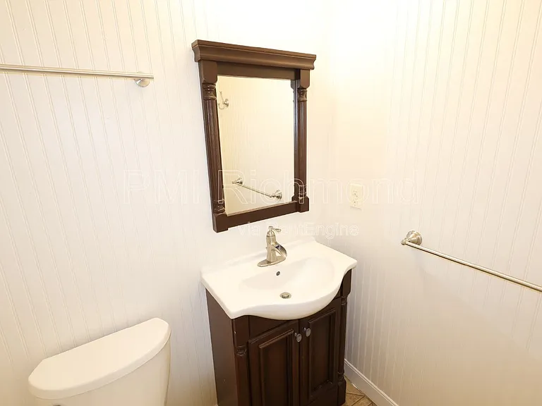 9713 Pampas Dr — Photo 17