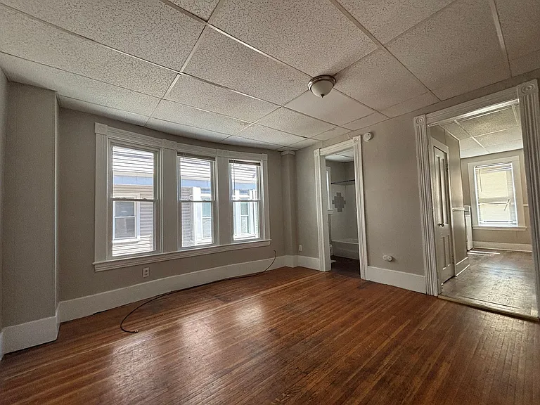 310 Meigs St — Photo 12