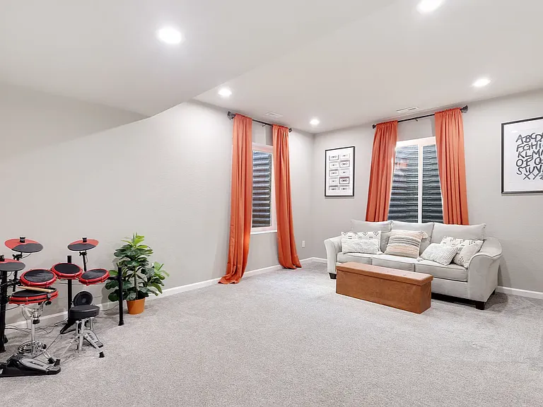 7211 Sedgerock Ln — Photo 15