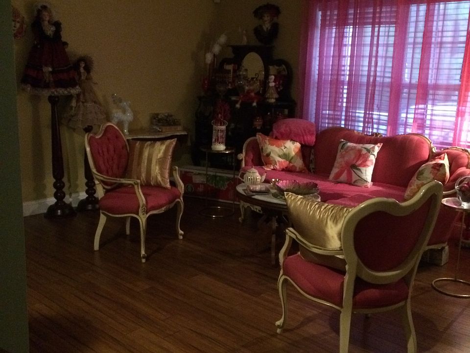 2nd image of 28422 Holly Run Dr