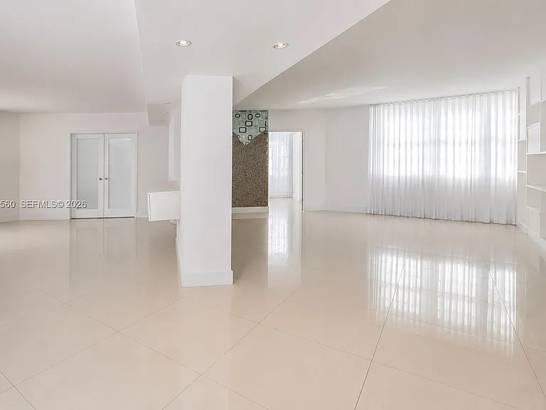 825 Brickell Bay Dr #1151 — Photo 6