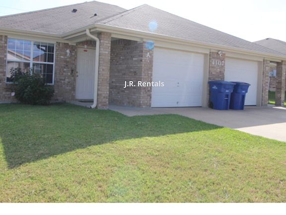 2nd image of 4107 Primrose Dr Unit B