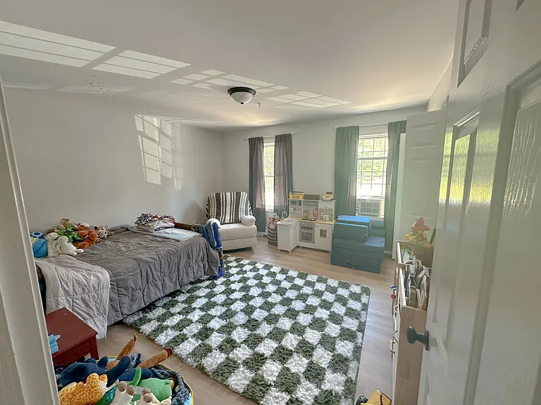 177 Stowell Rd #4 — Photo 9