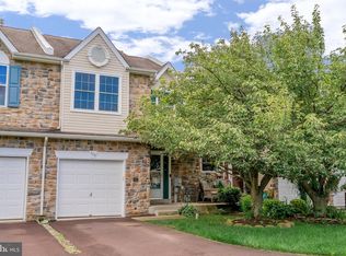 519 Buckingham Ct, Harleysville, PA 19438