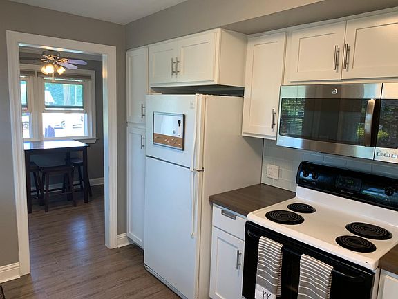 5th image of 919 W 39th St