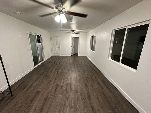 5th image of 9549 Park St