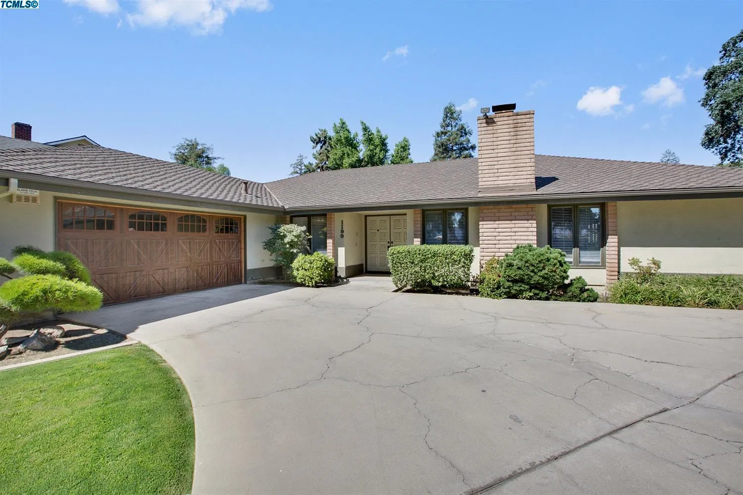 1199 N. Gem St. 3 Bedroom 2 Bath - Tulare — Photo 1