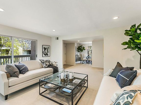 4th image of 675 Sharon Park Dr APT 228