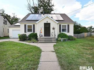 417 N Lafayette St, Metamora, IL 61548