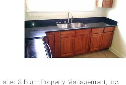 3rd image of 4101 Fontainebleau Dr