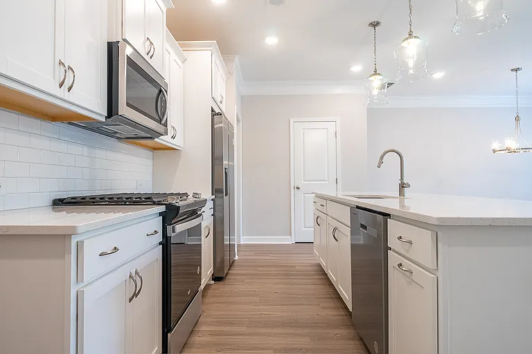Actual photo of the kitchen.