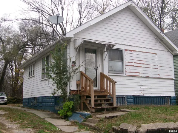 2909 W Wyoming St, Peoria, IL 61605