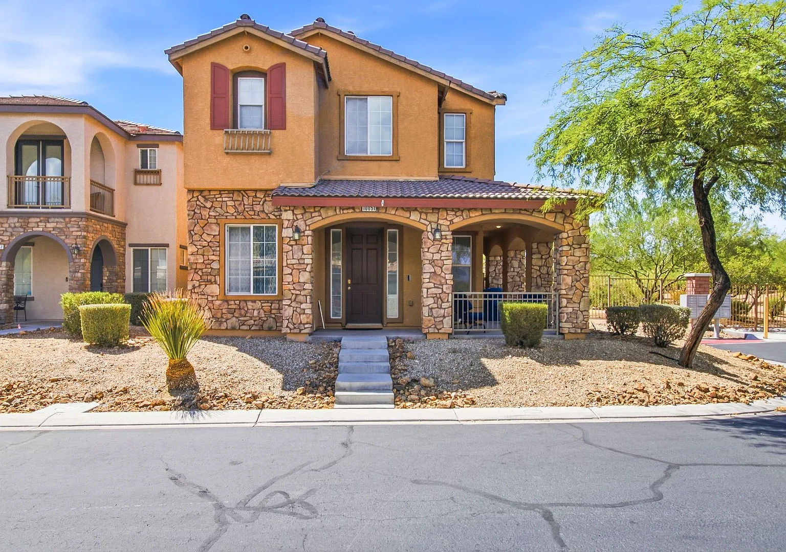 Spacious Mountains Edge Home with 4 Bedrooms & 2-Car Garage — Photo 1