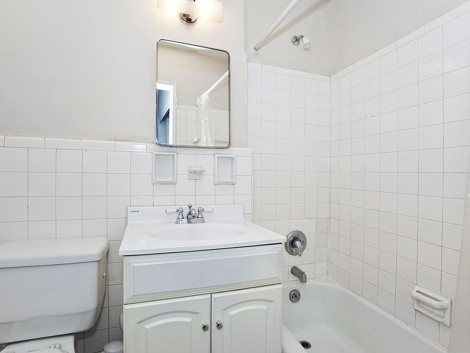 1st image of 201 E 15th St APT 2J