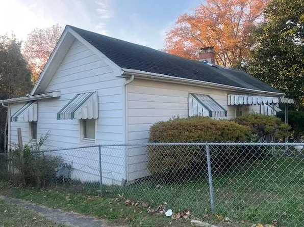 2410 Cleveland St, Ashland, KY 41101