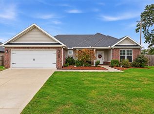 900 Estes Dr, Pea Ridge, AR 72751
