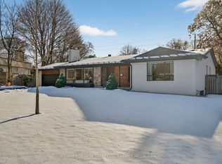 5 Sulgrave Cres, Toronto, ON M2L 1W5