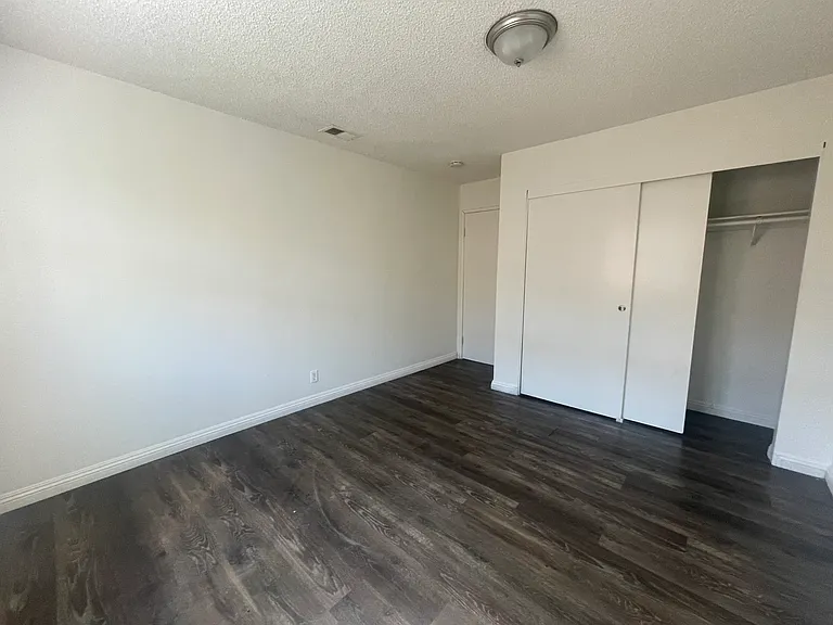15335 Maplegrove St #11 — Photo 3