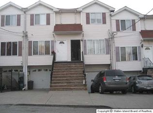 18 Wright St, Staten Island, NY 10304
