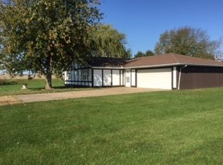 21074 Franklin St, Tremont, IL 61568