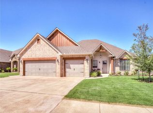 11537 SW 55th St, Mustang, OK 73064