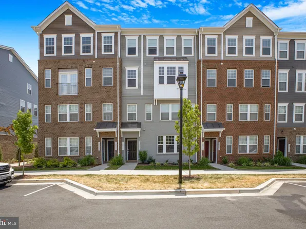 10517 Sally Ride Ln, Lanham, MD 20706
