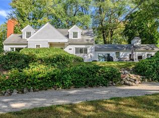 374 Pannell Rd, Fairport, NY 14450