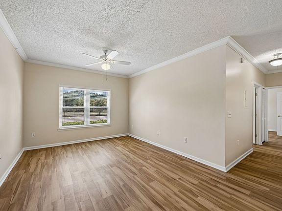 4th image of 1601 Nectarine St APT A3