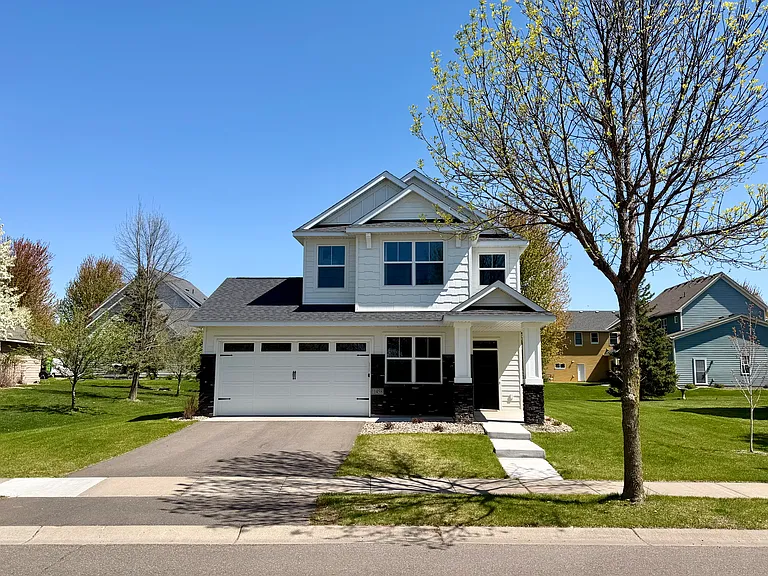1145X W Laketowne Dr NE — Photo 2