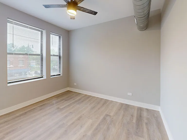 2401 N Kedzie Blvd #2S — Photo 11