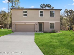 14140 Canyon Swallow Rd, Weeki Wachee, FL 34614