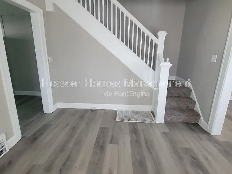 83 N Ewing St #85 — Photo 5