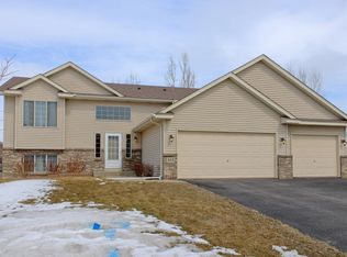 413 12th Ave NW, Isanti, MN 55040