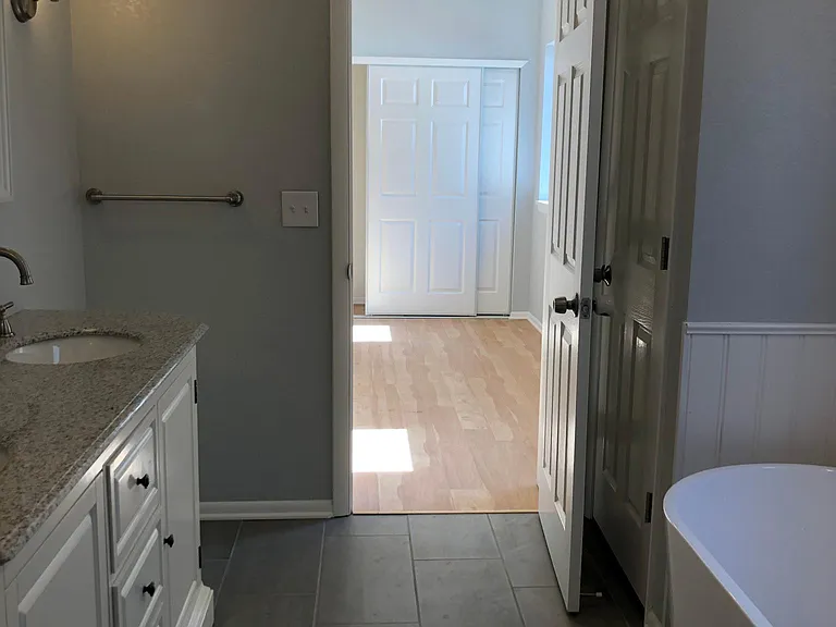 3320 W Moncrieff Pl — Photo 10