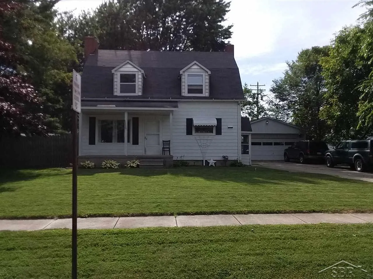 110 Southlawn Dr photo 1