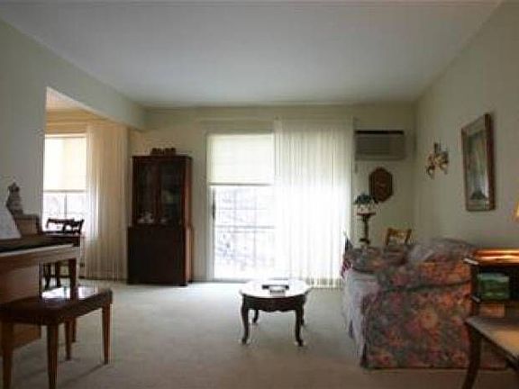 2nd image of 2203 Porter St SW APT 202