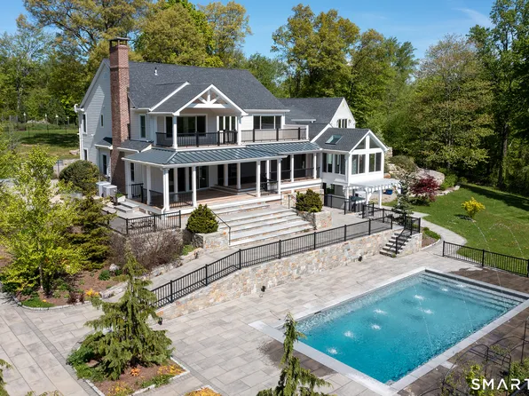 4 Sunrise Lane, Bridgewater, CT 06752