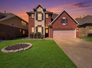 8806 Willow Wind Ln, Houston, TX 77083