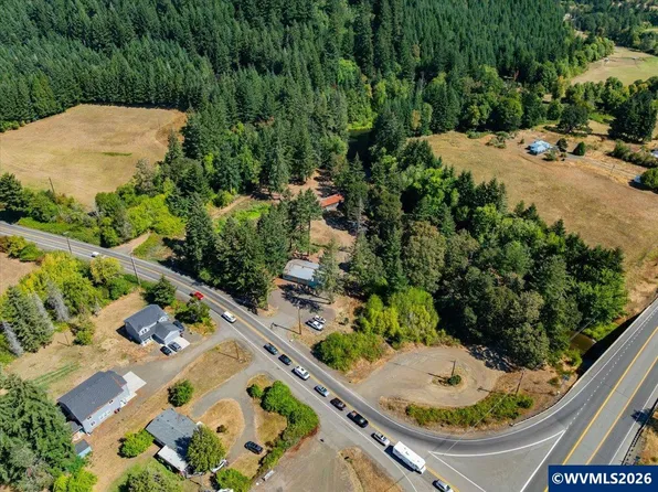 8810 Hebo Rd, Grand Ronde, OR 97347