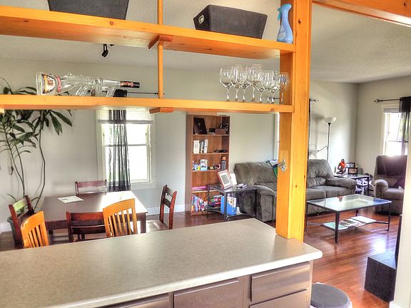 3rd image of 10 West St APT 1