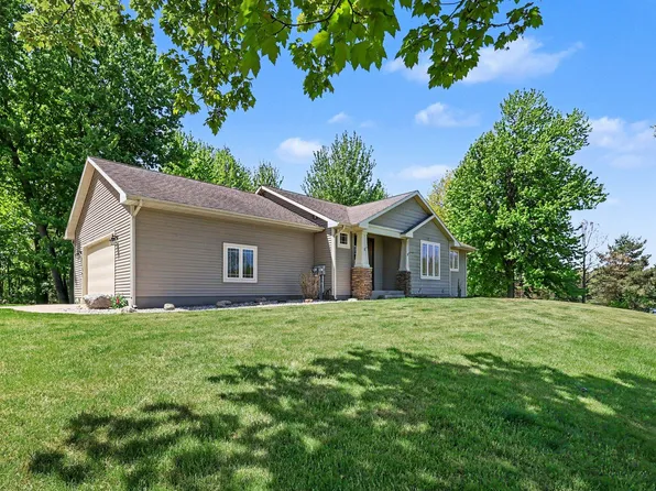 6054 S Moorland Rd, Ravenna, MI 49451