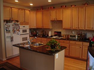 4175 Jeremy Grv, Fairfax, VA 22030