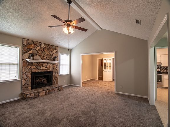 4th image of 3508 Hidden Hills Dr