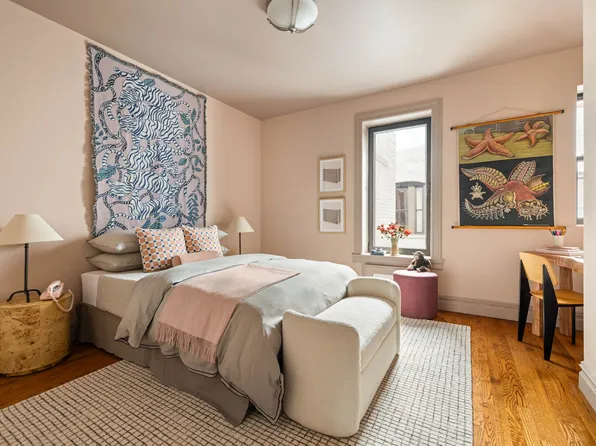 251 West 95th Street image 18 of 23