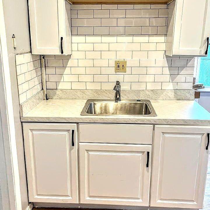 New Kitchen Cabinets with Subway Tile